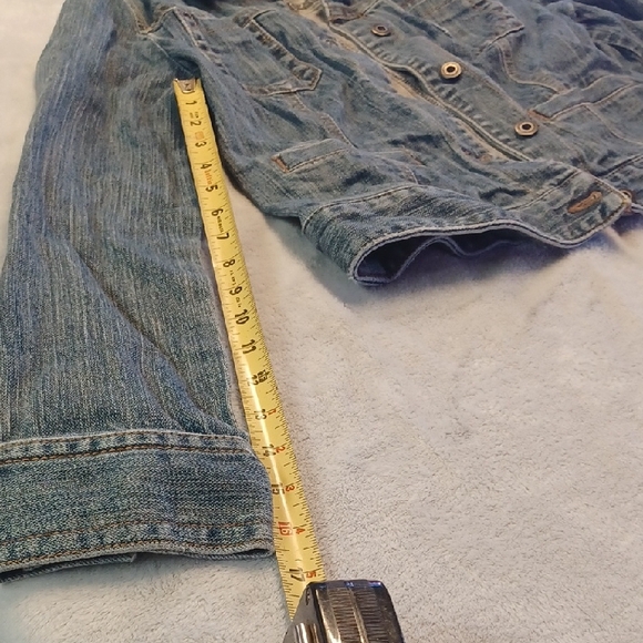 LOFT Women's Light Blue Jean Jacket - Picture 6 of 10